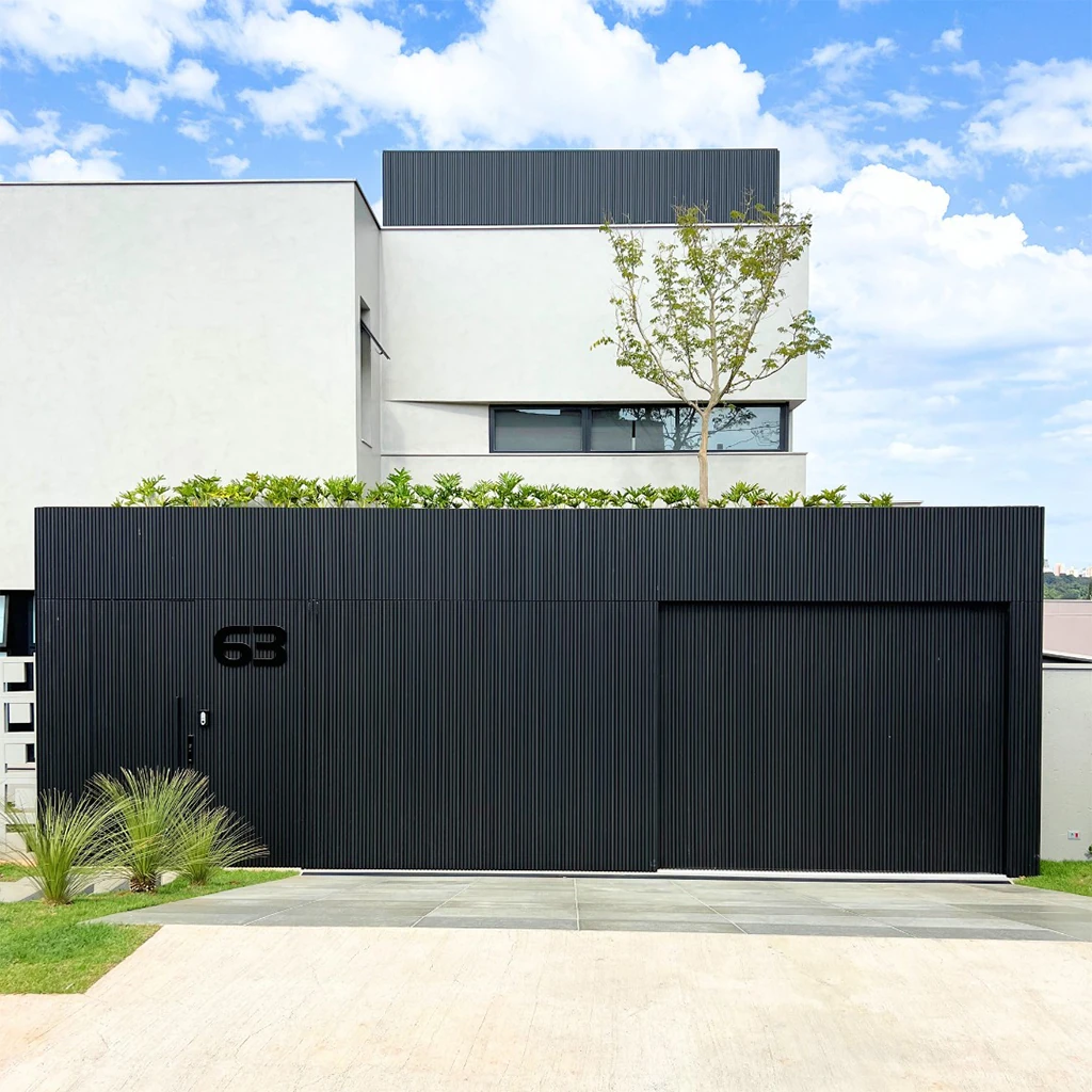 Wall panel Charcoal en obra